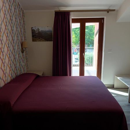 Hotel Ristorante Villa Terry Lauria Inferiore Bagian luar foto